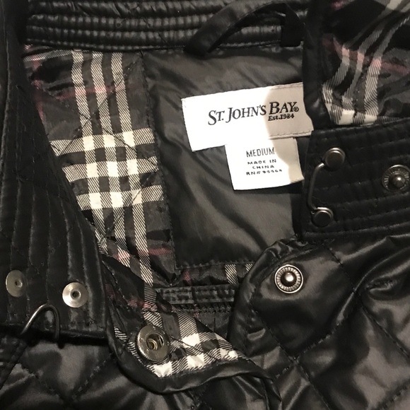 ST. John's Bay quilted jacket. MSRP $150 - Picture 4 of 12